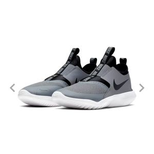 gray Nike flex runner slip on sz.6.5